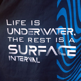 Poncho Diver Azul · Unica talla