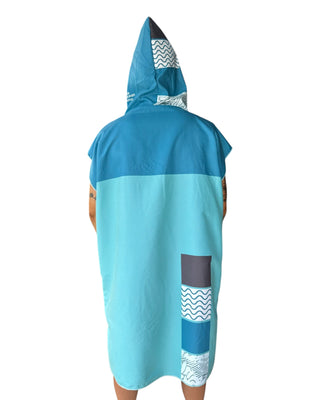Poncho Olas – Talla Única