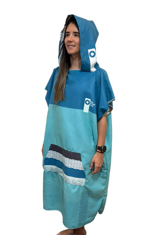 Poncho Olas – Talla Única