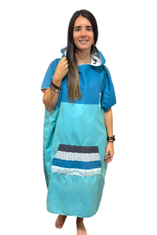 Poncho Olas – Talla Única